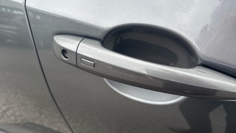 Nissan Juke 1.0 DiG-T 114 N-Connecta 5dr Petrol Hatchback